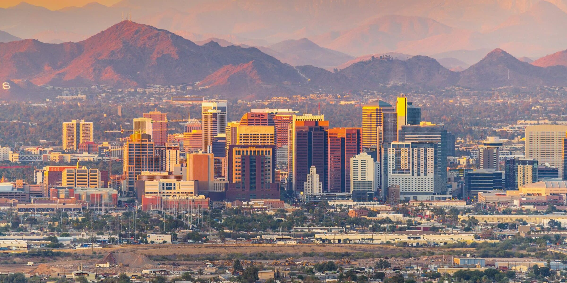 Phoenix, Arizona skyline at dusk