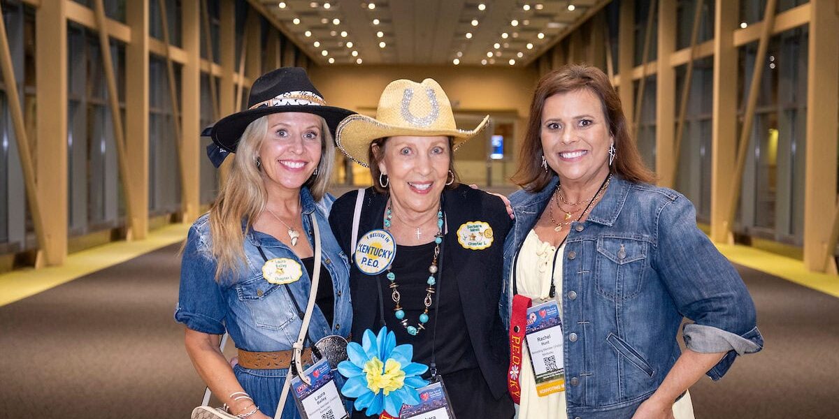 PEO 2025
Corporate Photography by Mark Skalny 
1-888-658-3686  
www.markskalnyphotography.com